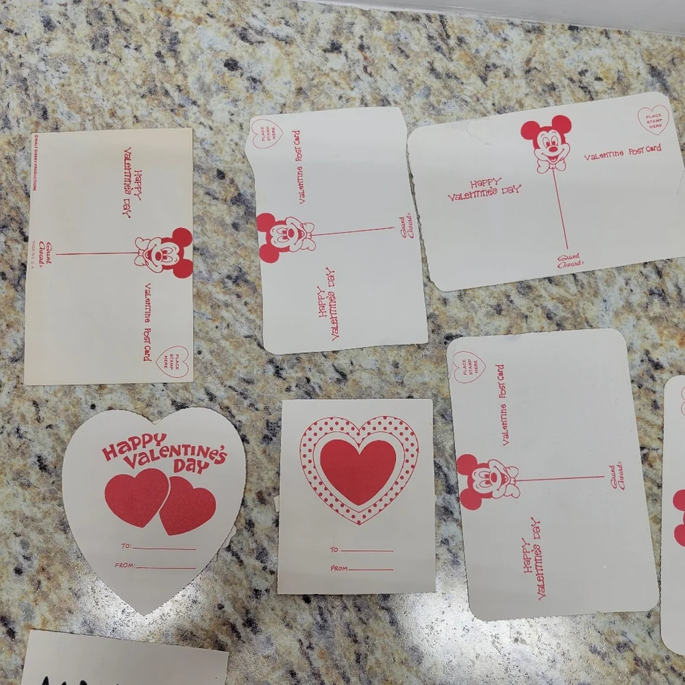 SOLD Vintage Disney Valentine's Day Cards/ Postcards - Picture 10 of 10